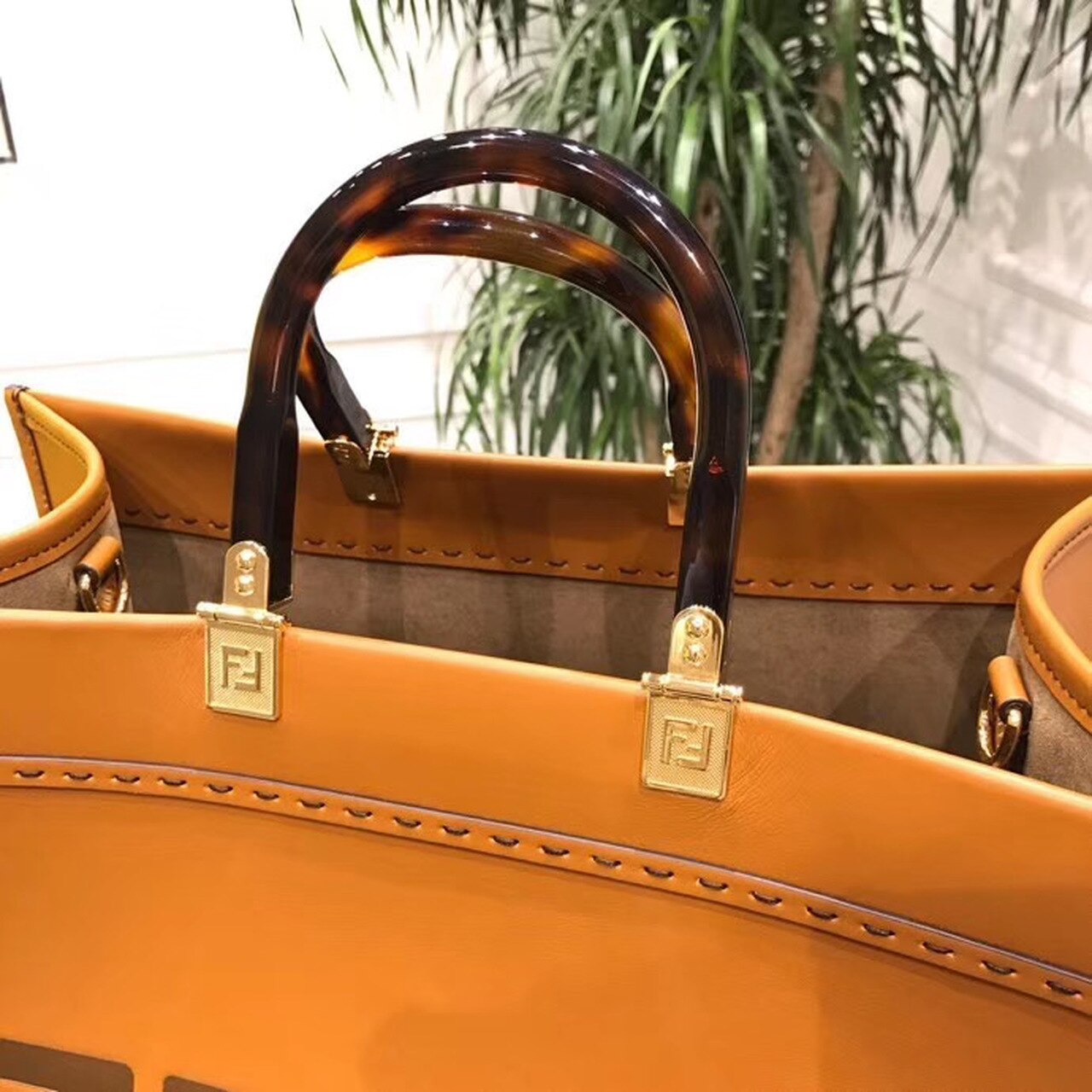 FI Sunshine Large Tote Bag Brown For Women, Women’s Handbags, Shoulder And Crossbody Bags 15.7in/40cm FF 8BH372ABVLF0PWZ