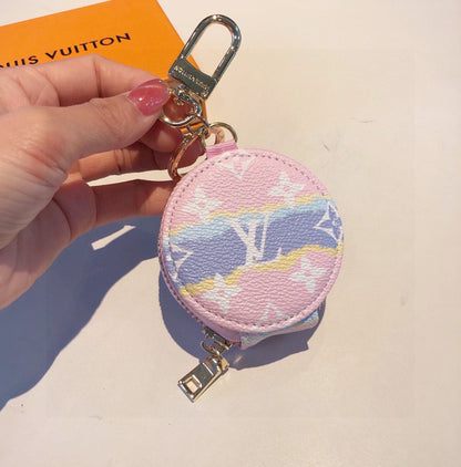 BL -High Quality Keychains LUV 061