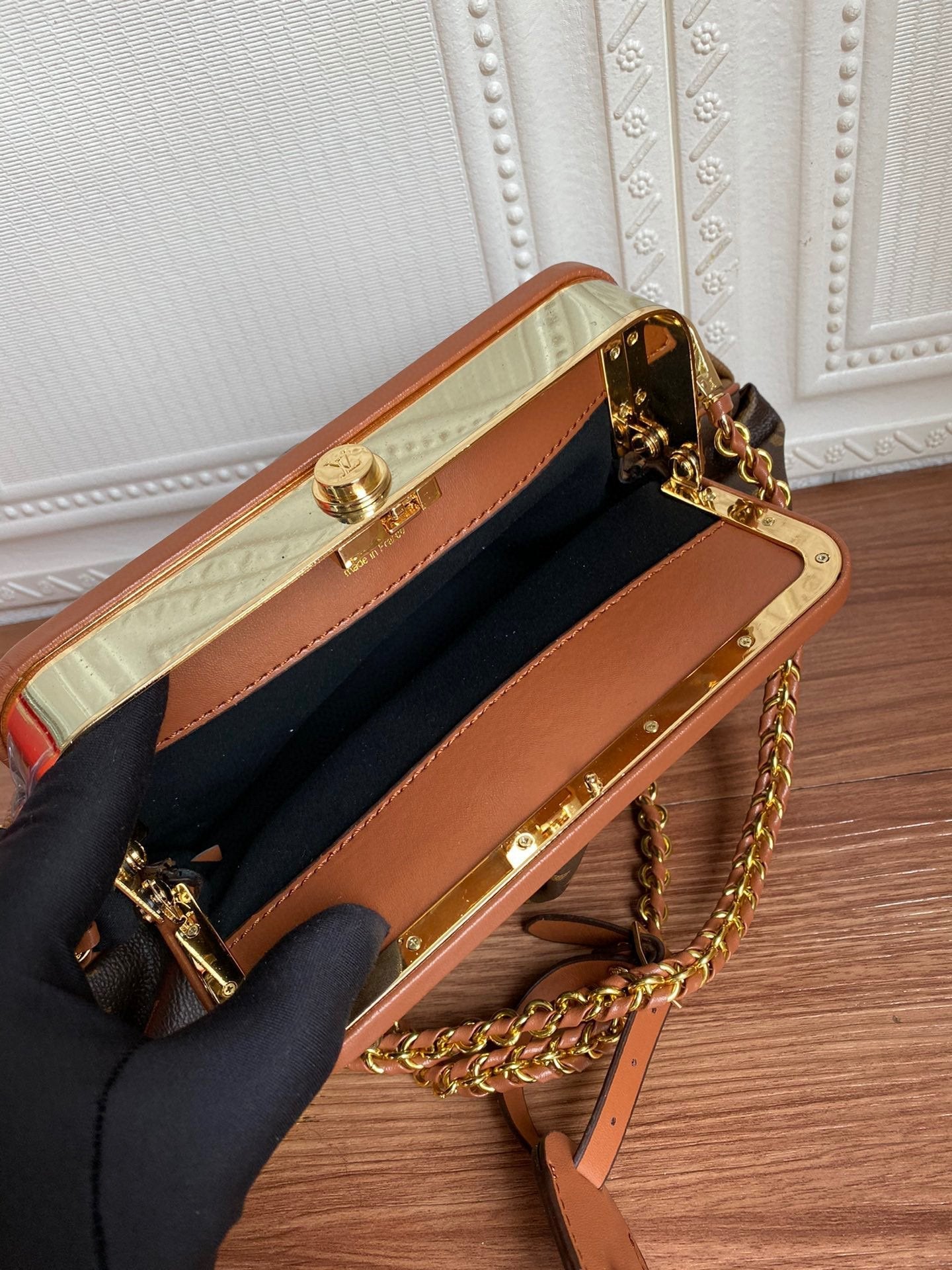 BL - High Quality Bags LUV 052