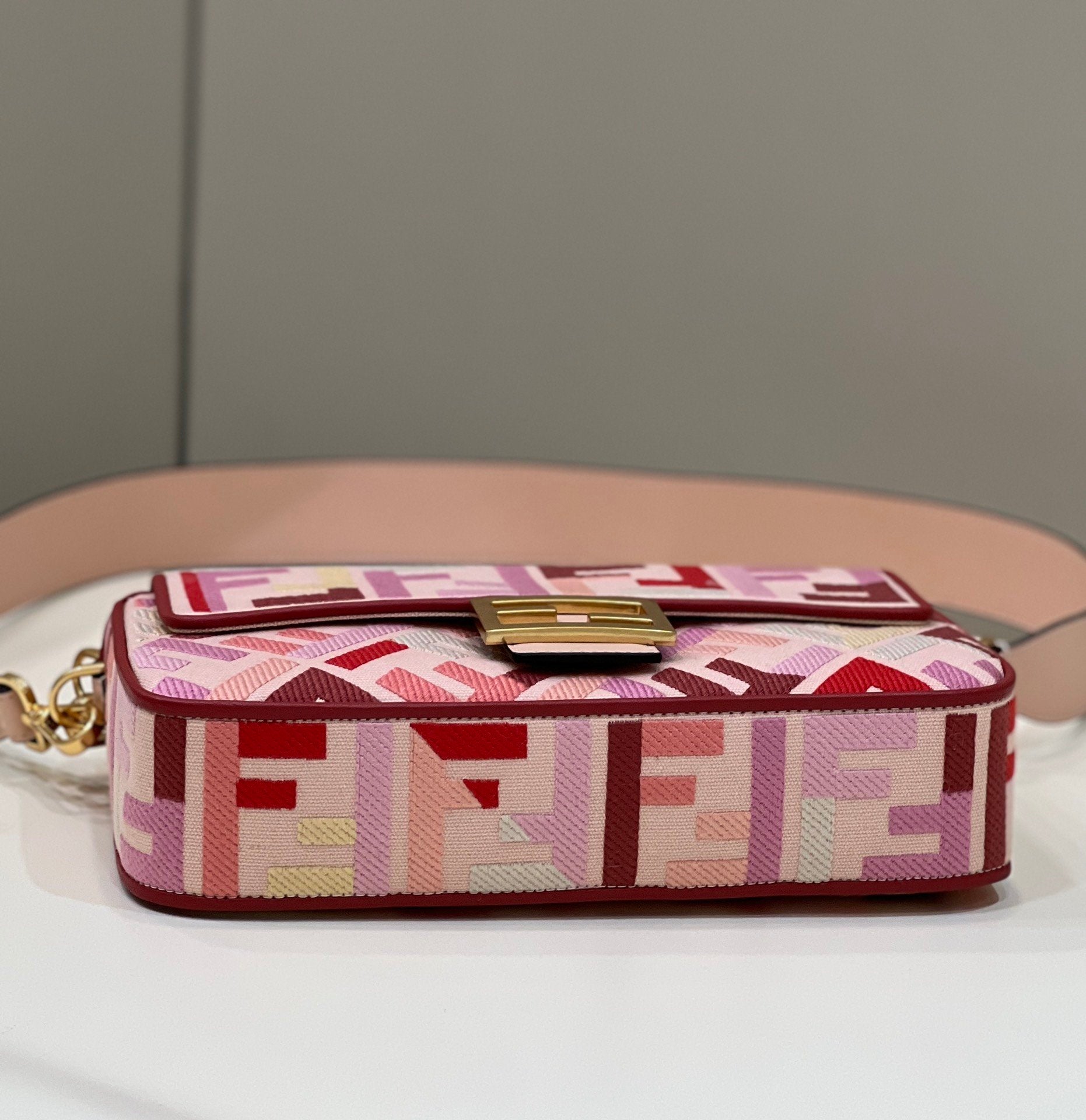 FI Baguette Bag From Lunar New Year Limited Capsule Collection Multicolor For Women, Women’s Handbags, Shoulder And Crossbody Bags 10.6in/27cm FF 8BR600