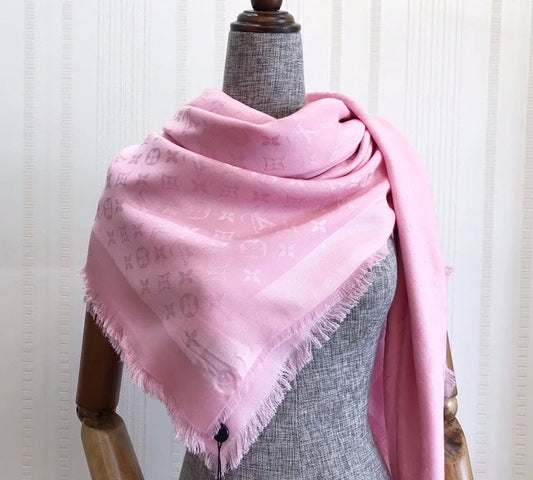 High Quality LUV  Scarf 024