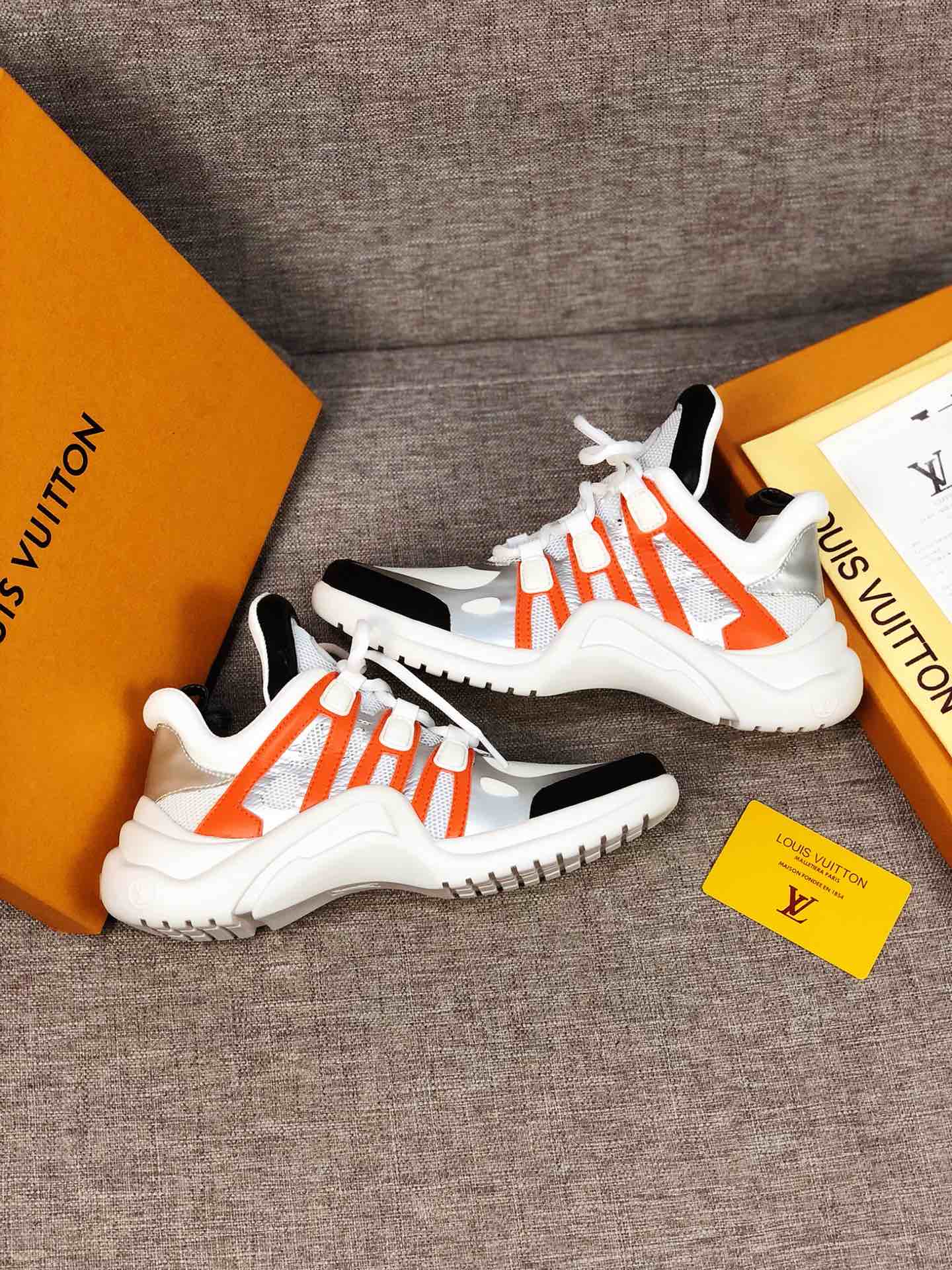 BL - LUV Archlight White Black Orange Sneaker