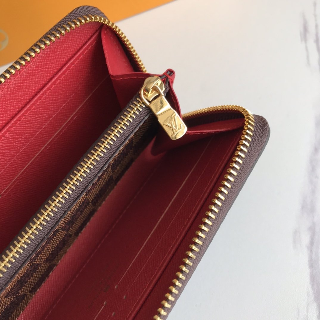 BL - High Quality Wallet LUV 015