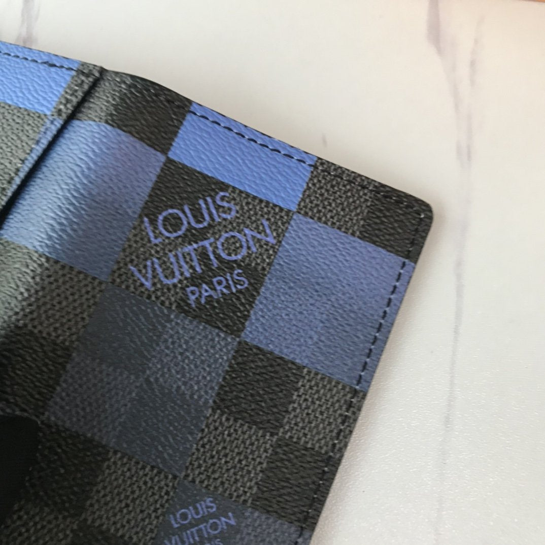 BL - High Quality Wallet LUV 043