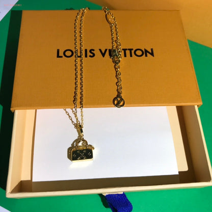 BL - High Quality Necklace LUV031