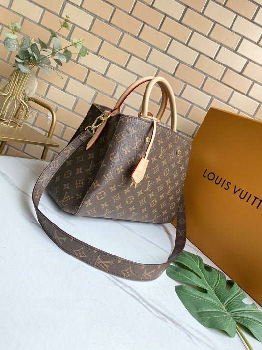 BL - High Quality Bags LUV 102