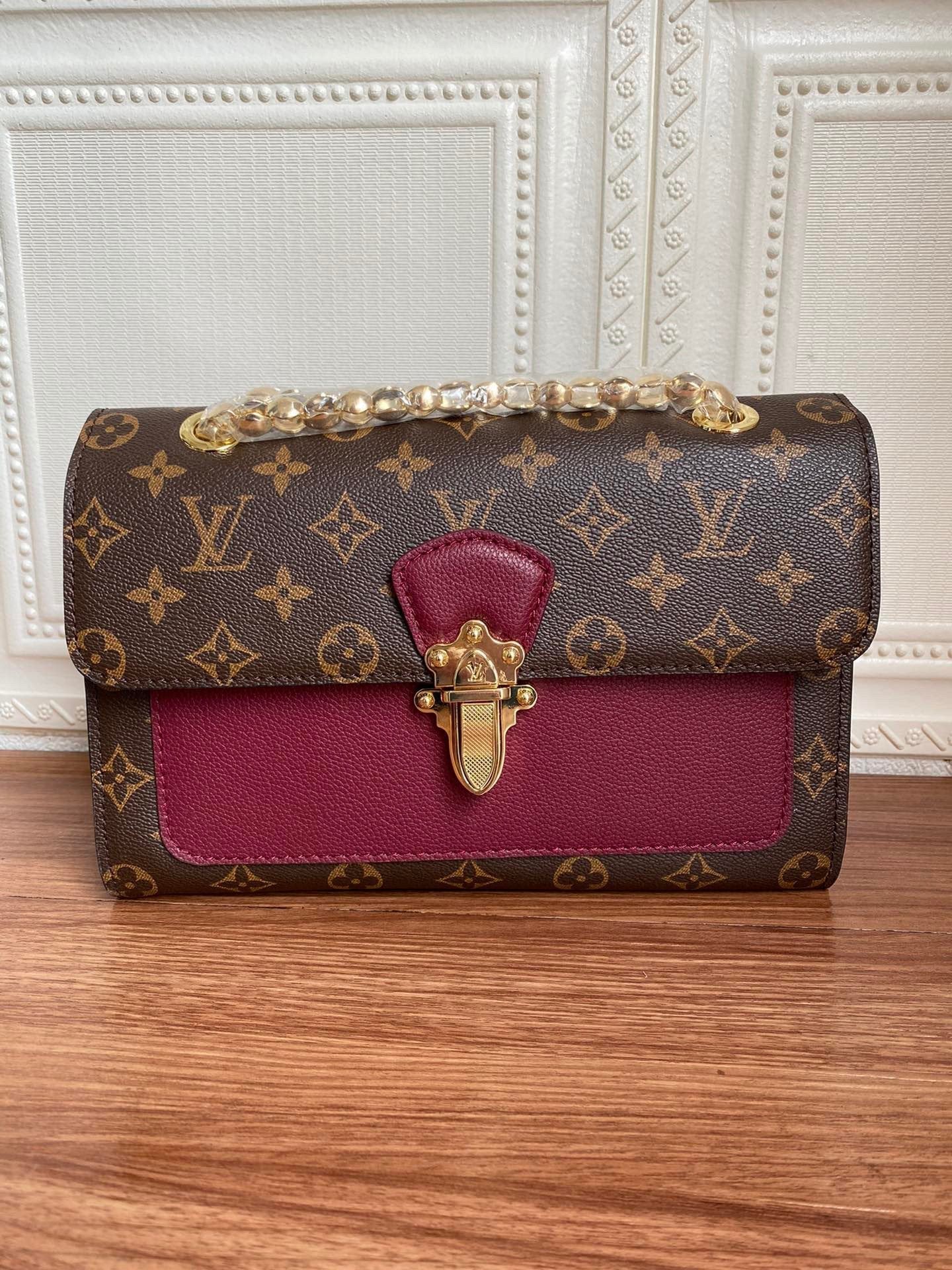 BL - High Quality Bags LUV 996