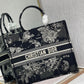 DI Large Book Tote Black And White, For Women, Women’s Handbags 16.5in/42cm CD