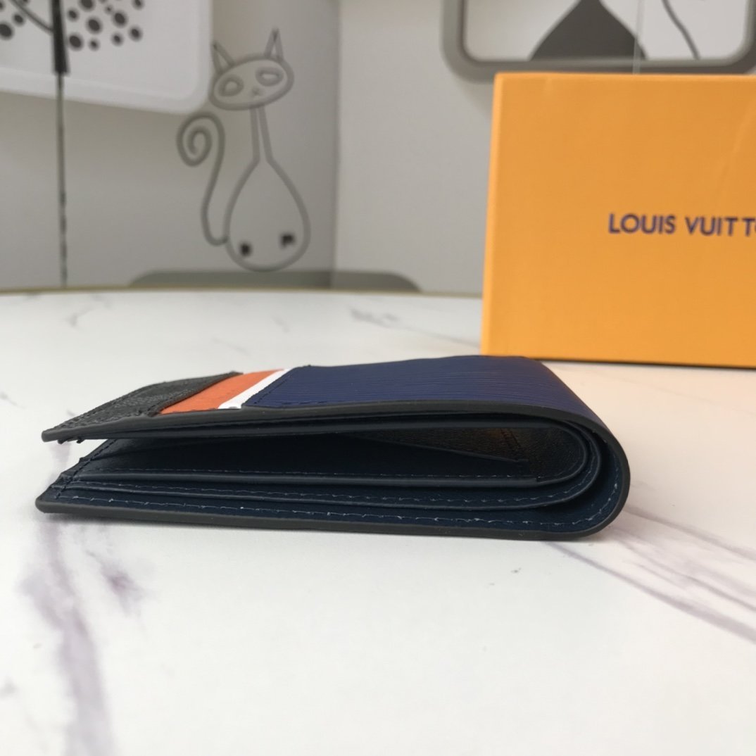 BL - High Quality Wallet LUV 077