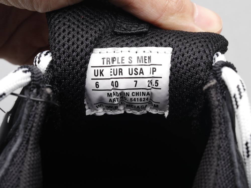 BL - Bla Triple S Air Cushion Black Sneaker