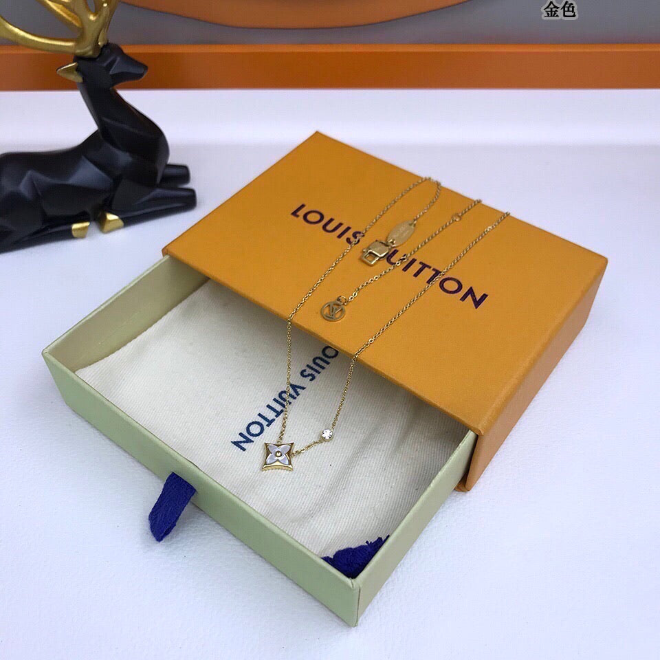BL - High Quality Necklace LUV005