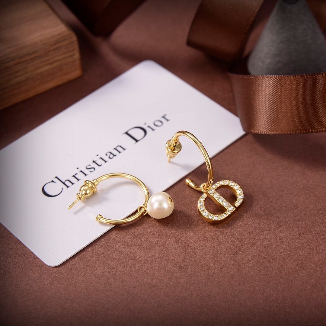 High Quality Earring Dir 027