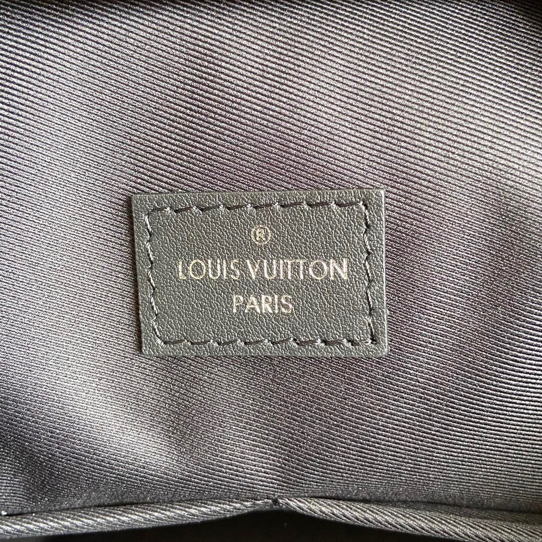 BL - High Quality Bags LUV 147