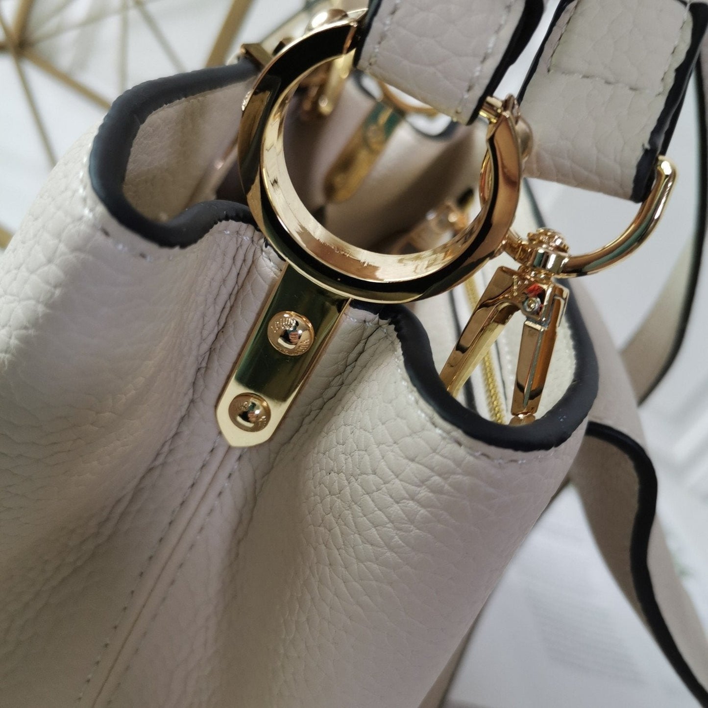 BL - High Quality Bags LUV 243