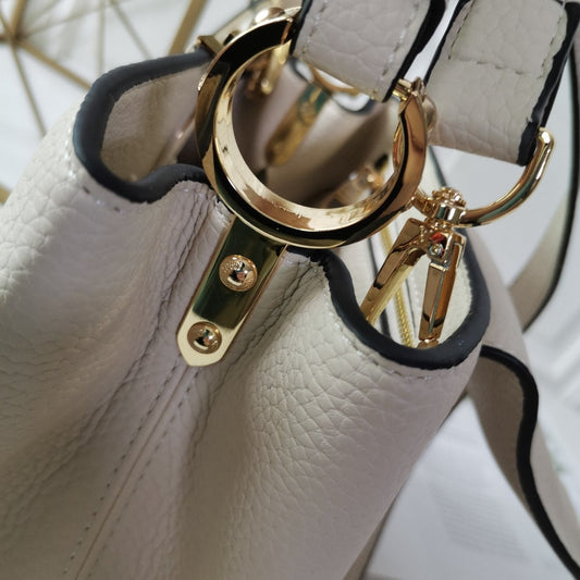 BL - High Quality Bags LUV 243