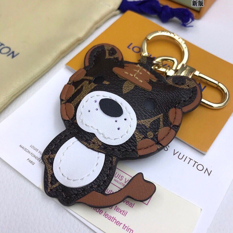 BL - High Quality Keychains LUV 020