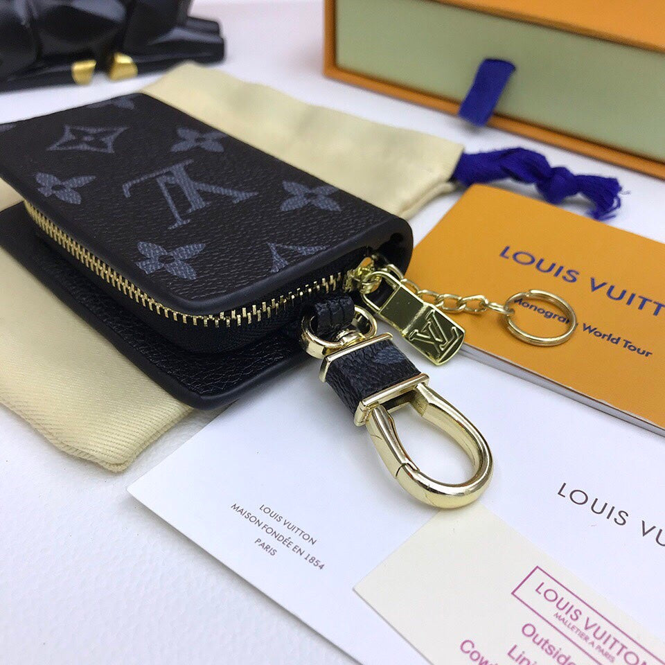 BL -High Quality Keychains LUV 064