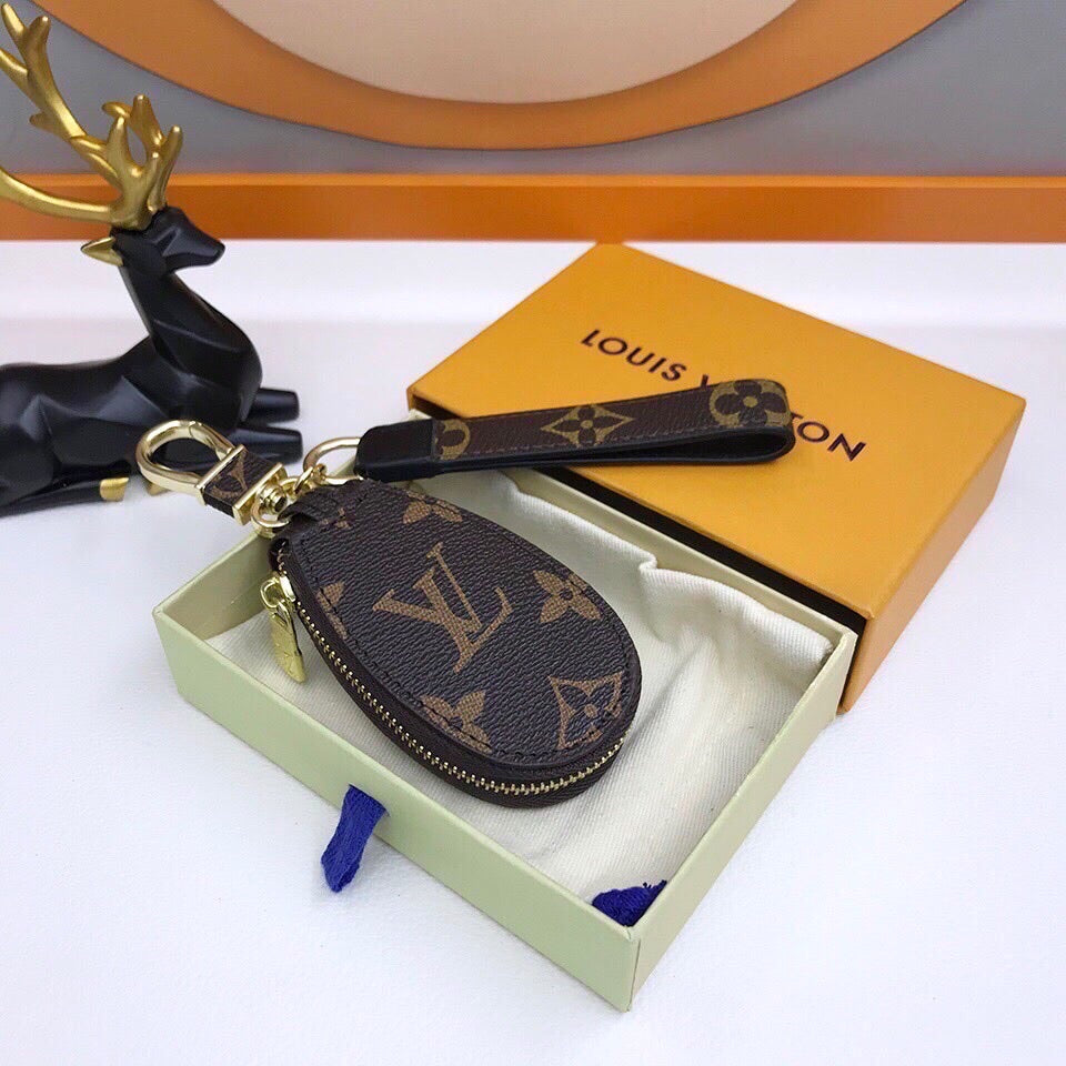 BL - High Quality Keychains LUV 028