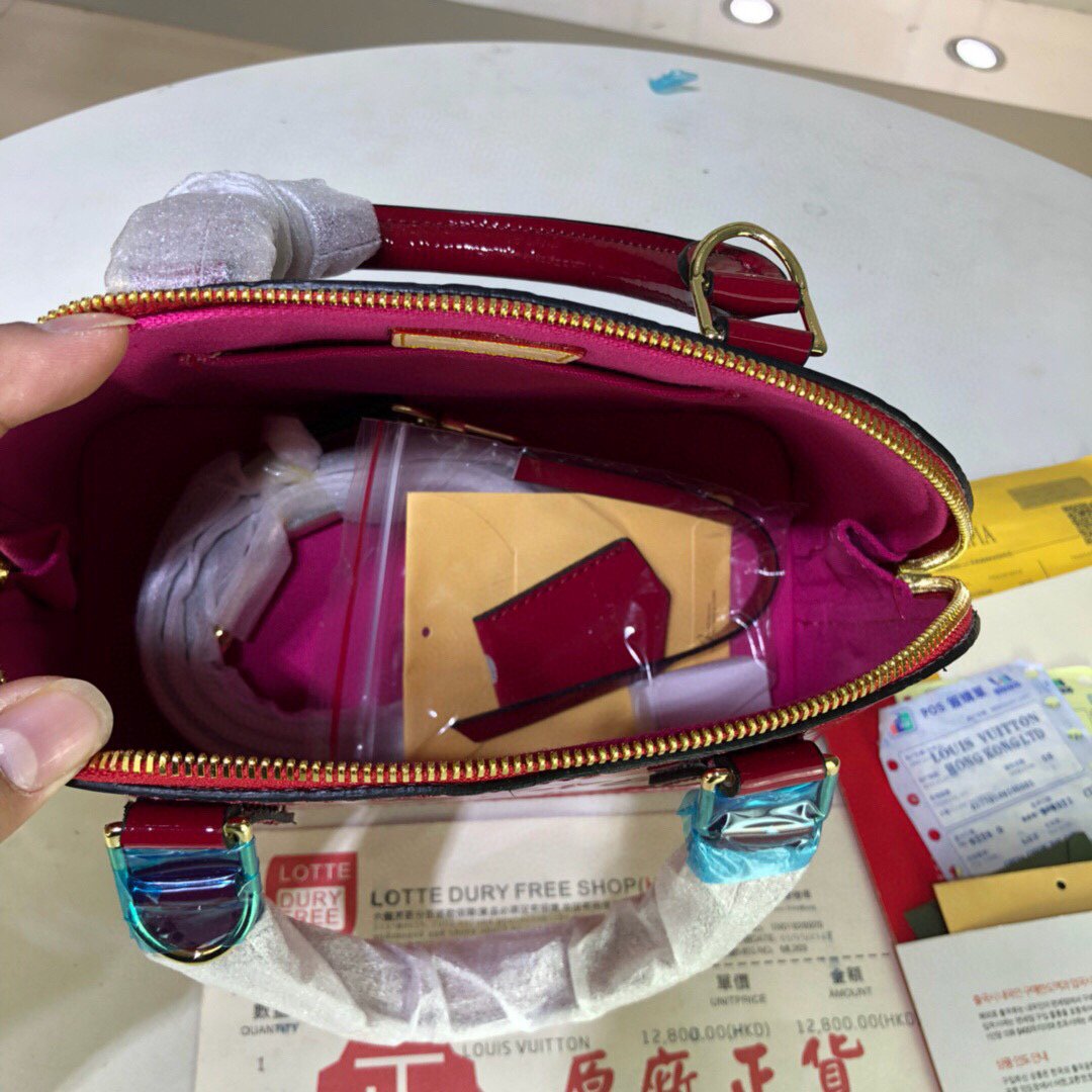 BL - High Quality Bags LUV 058