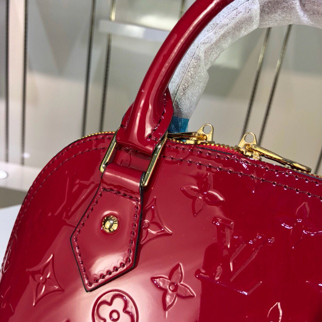 BL - High Quality Bags LUV 058