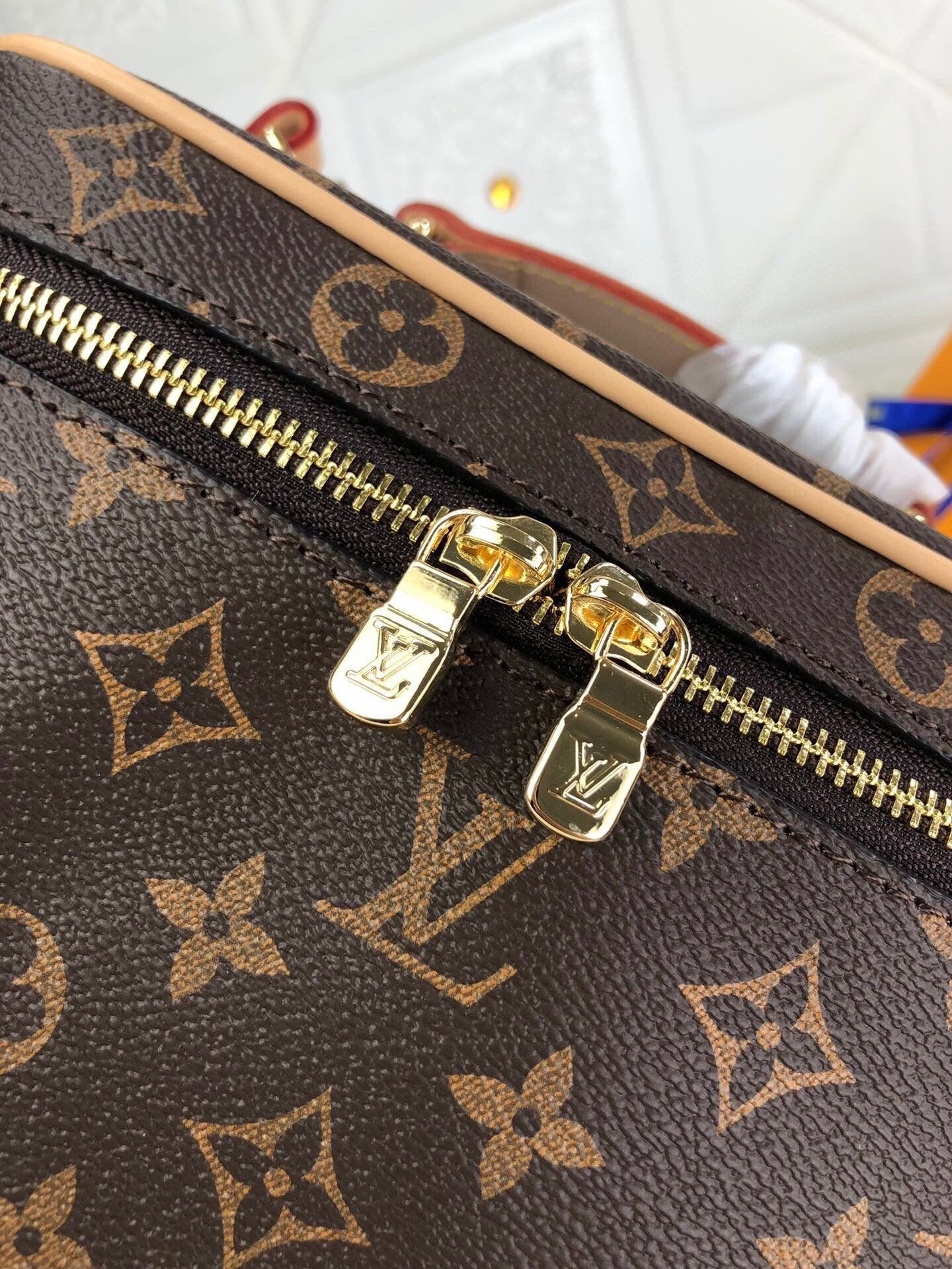 BL - High Quality Bags LUV 023