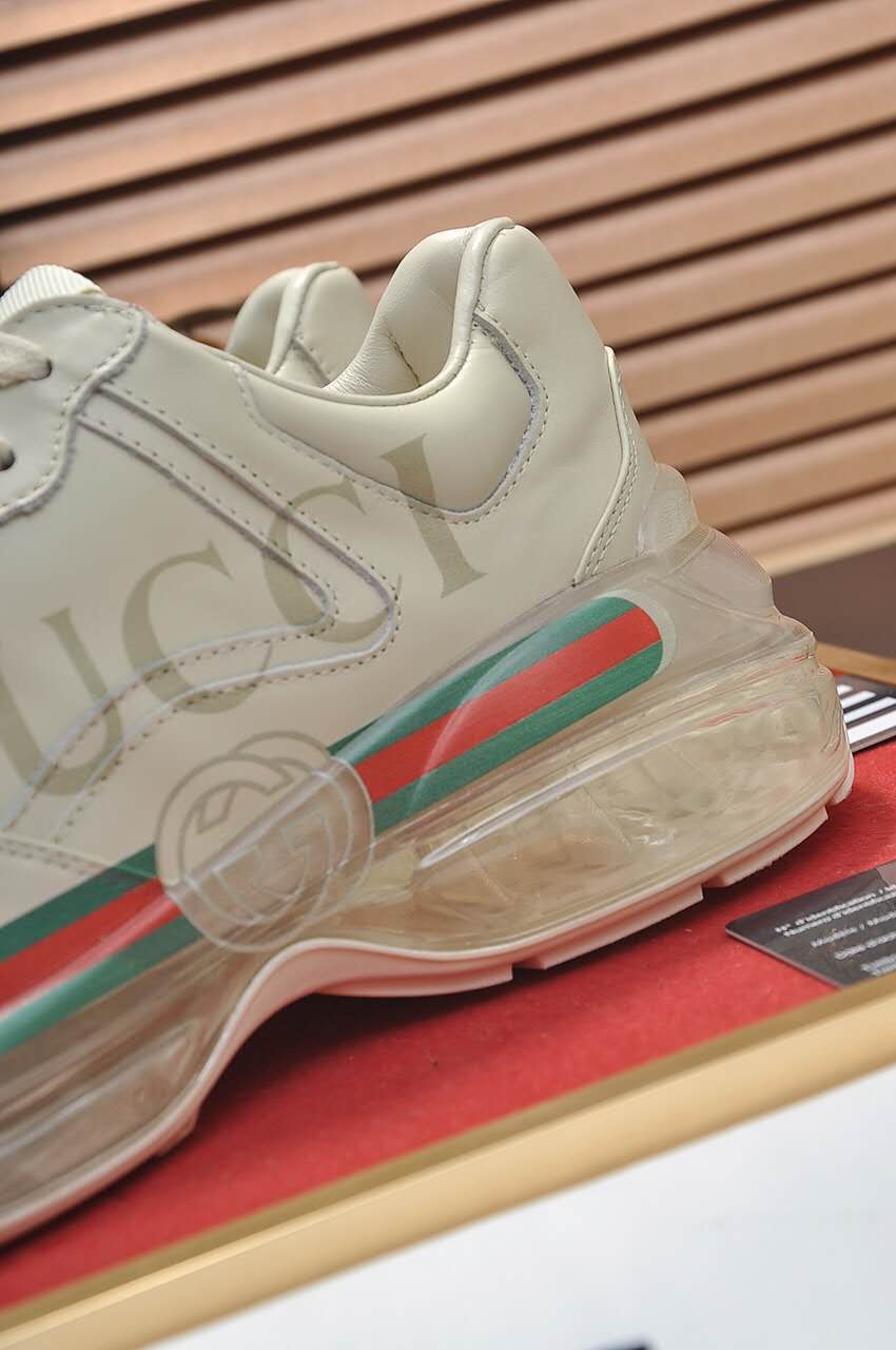 BL-GCI  Rhyton Chunky Logo Sneaker 060