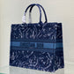 DI Large Book Tote Blue, For Women, Women’s Handbags 16.5in/42cm CD M1286ZRVG_M928