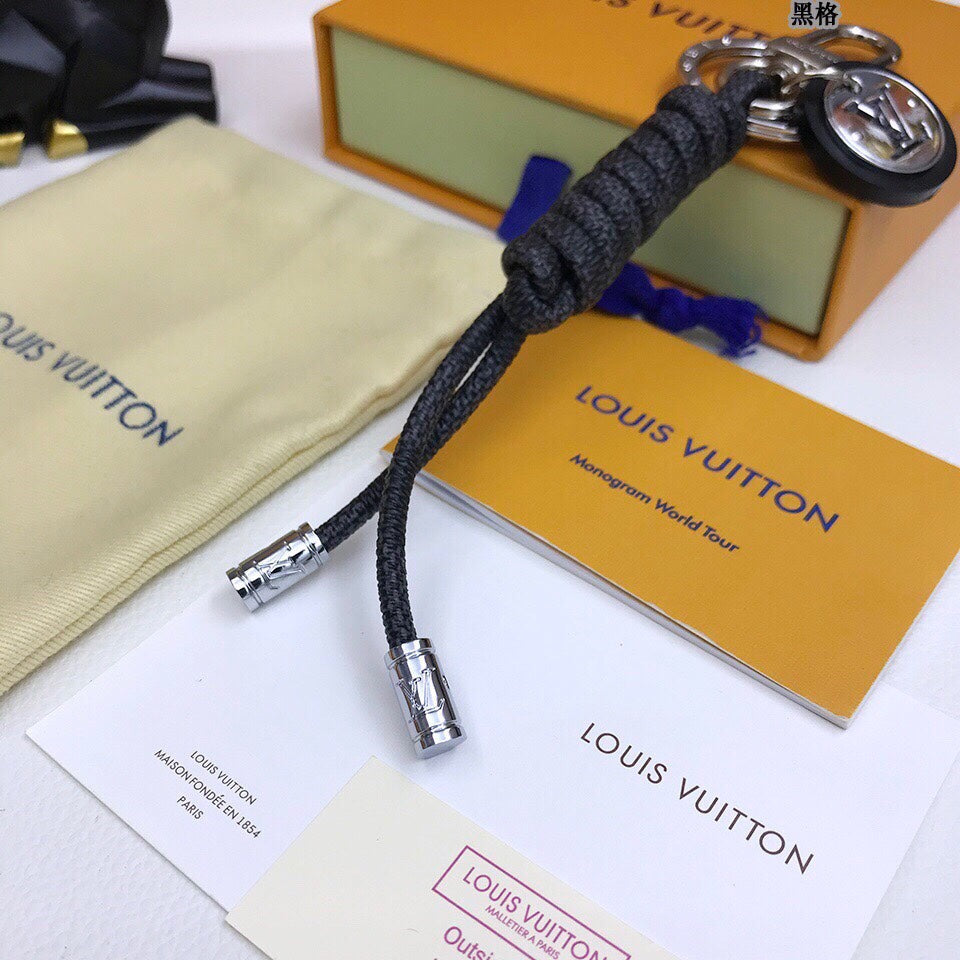 BL -High Quality Keychains LUV 070