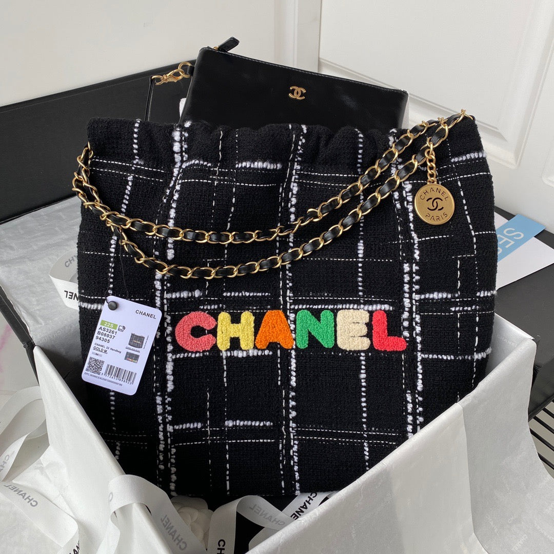 CHL 22 Handbag Gold Hardware Black For Women, Women’s Handbags, Shoulder Bags 18.3in/47cm AS3262 B08553 NJ058
