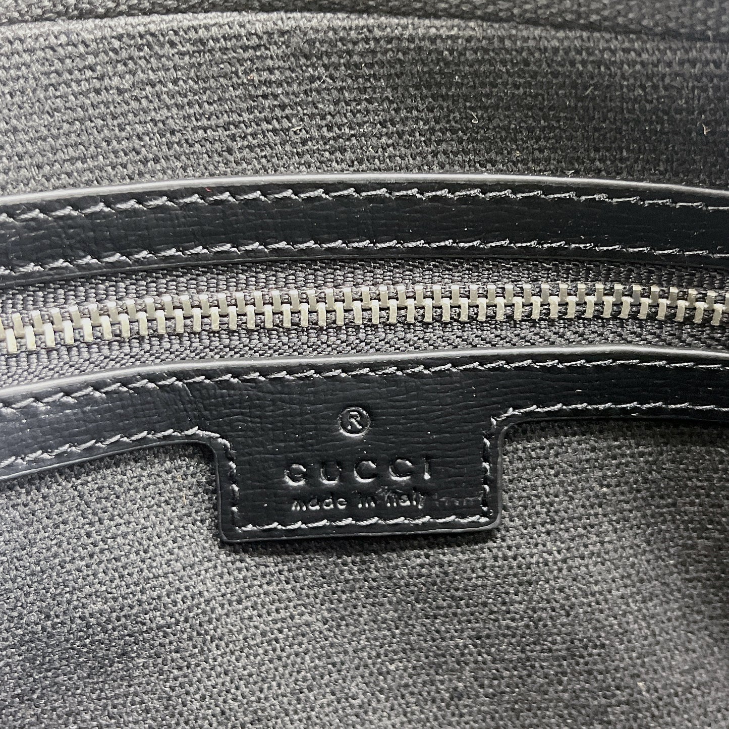gg Shoulder Bag With Interlocking G Black gg Supreme Canvas For Women  9.6in/24.5cm gg 703468 92THF 1000