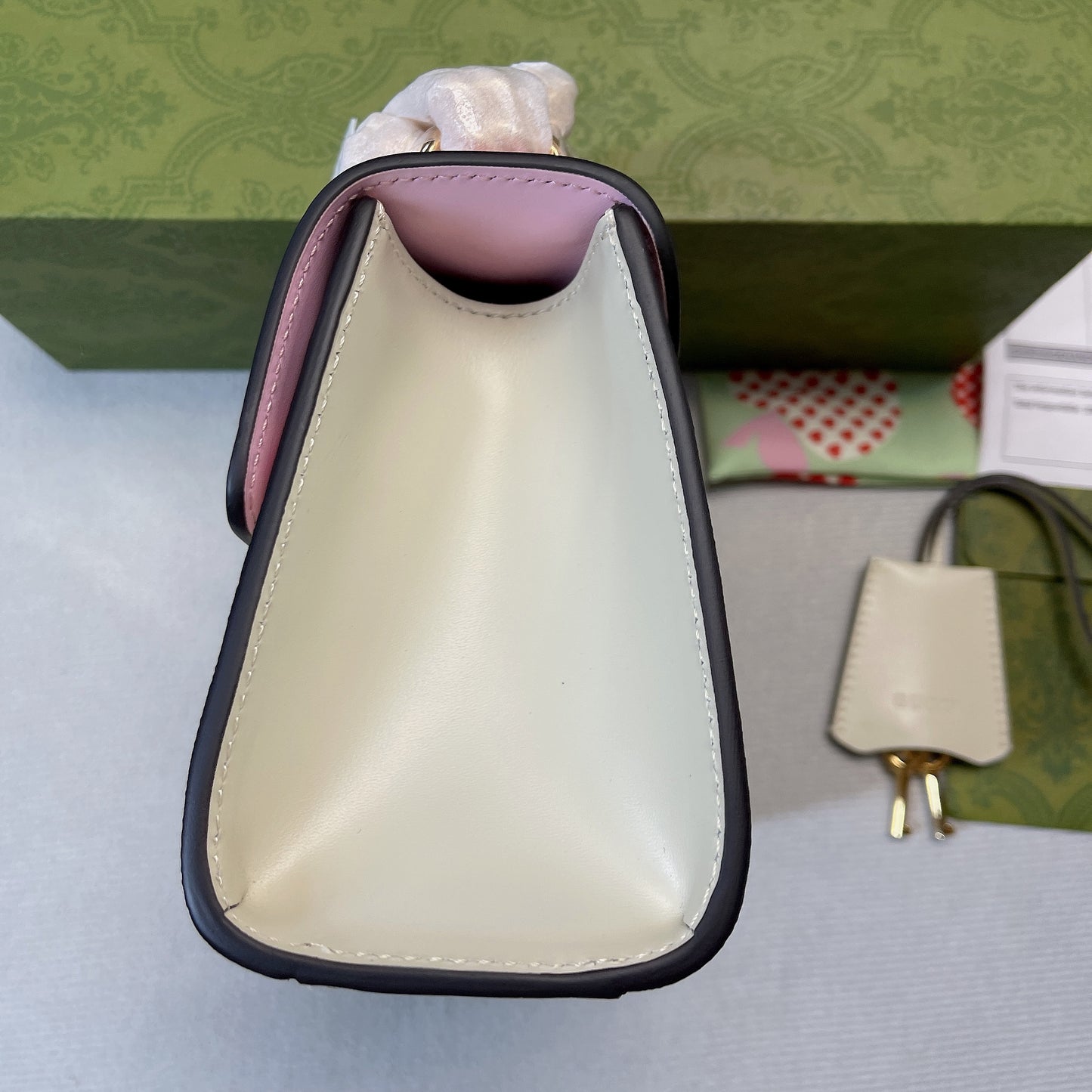 gg Padlock Small gg Strawberry Shoulder Bag Beige For Women, Women’s Bags 7.9in/20cm gg