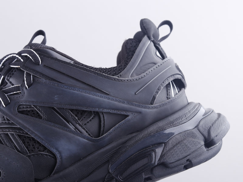 BL - Bla Track Three Generations Sneaker