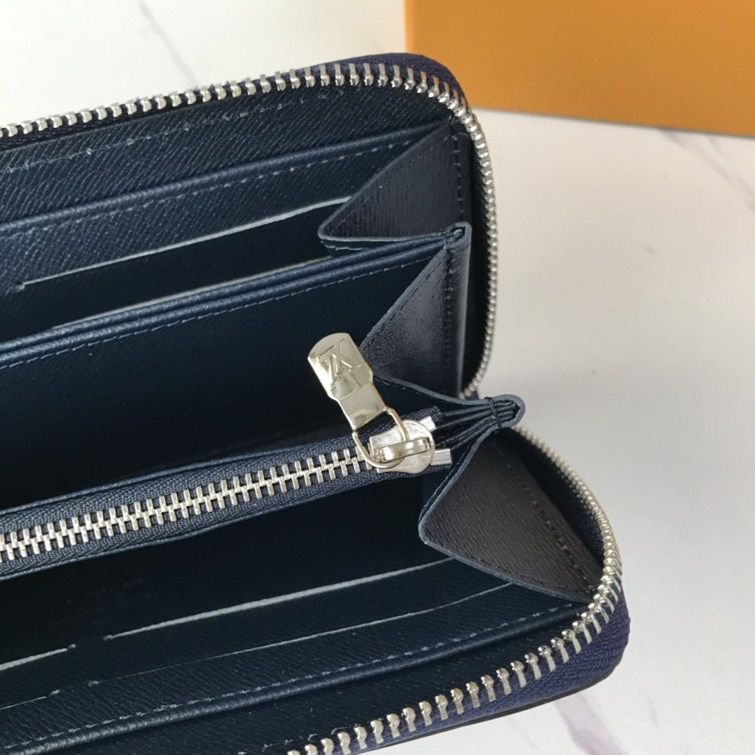 BL - High Quality Wallet LUV 073