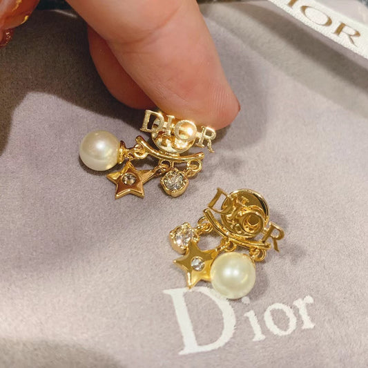 High Quality Earring Dir 052