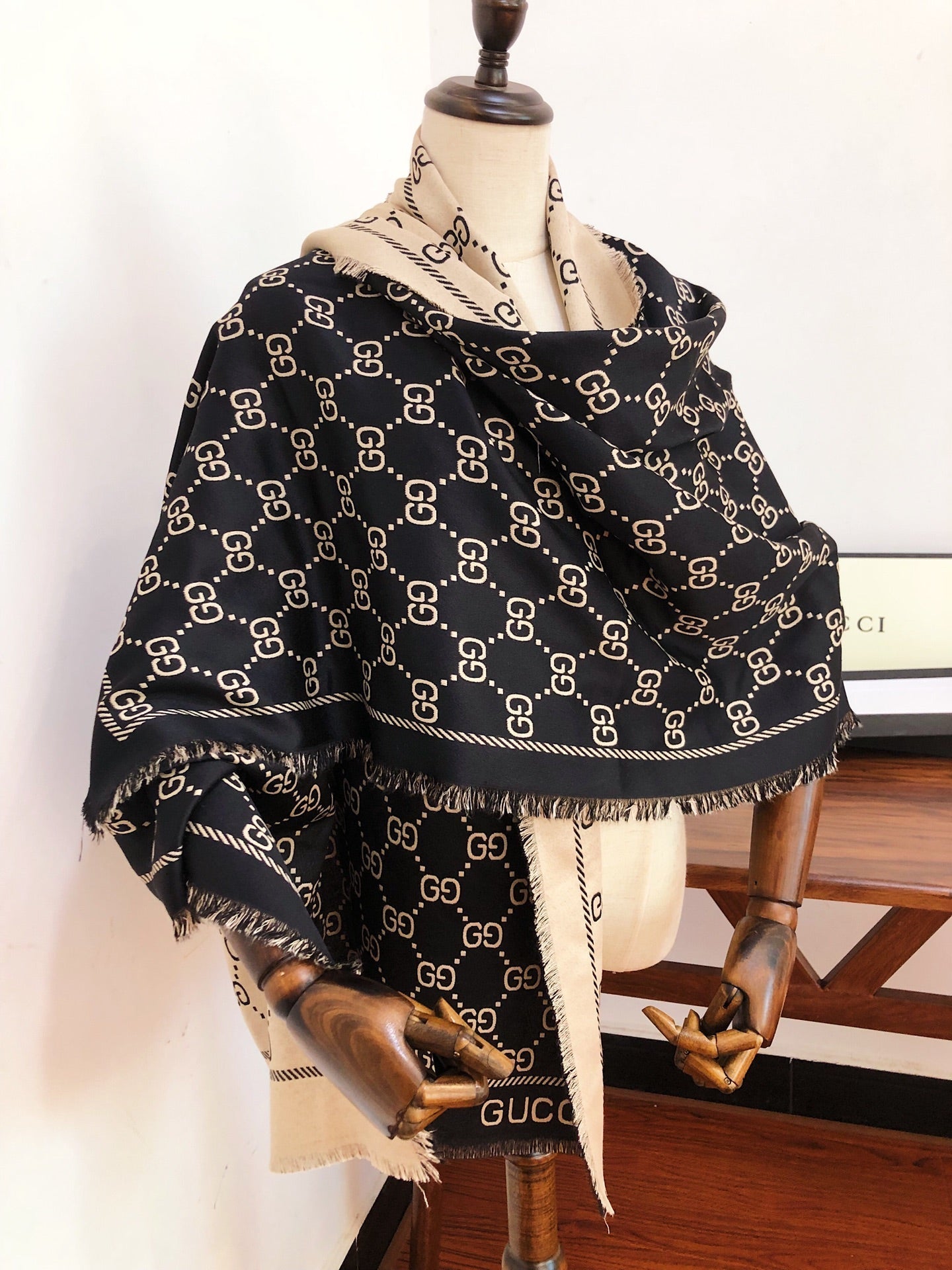 BL - High Quality GCI Scarf 029