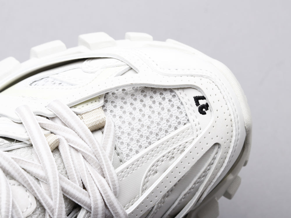 BL - Bla Track Three Generations White Sneaker
