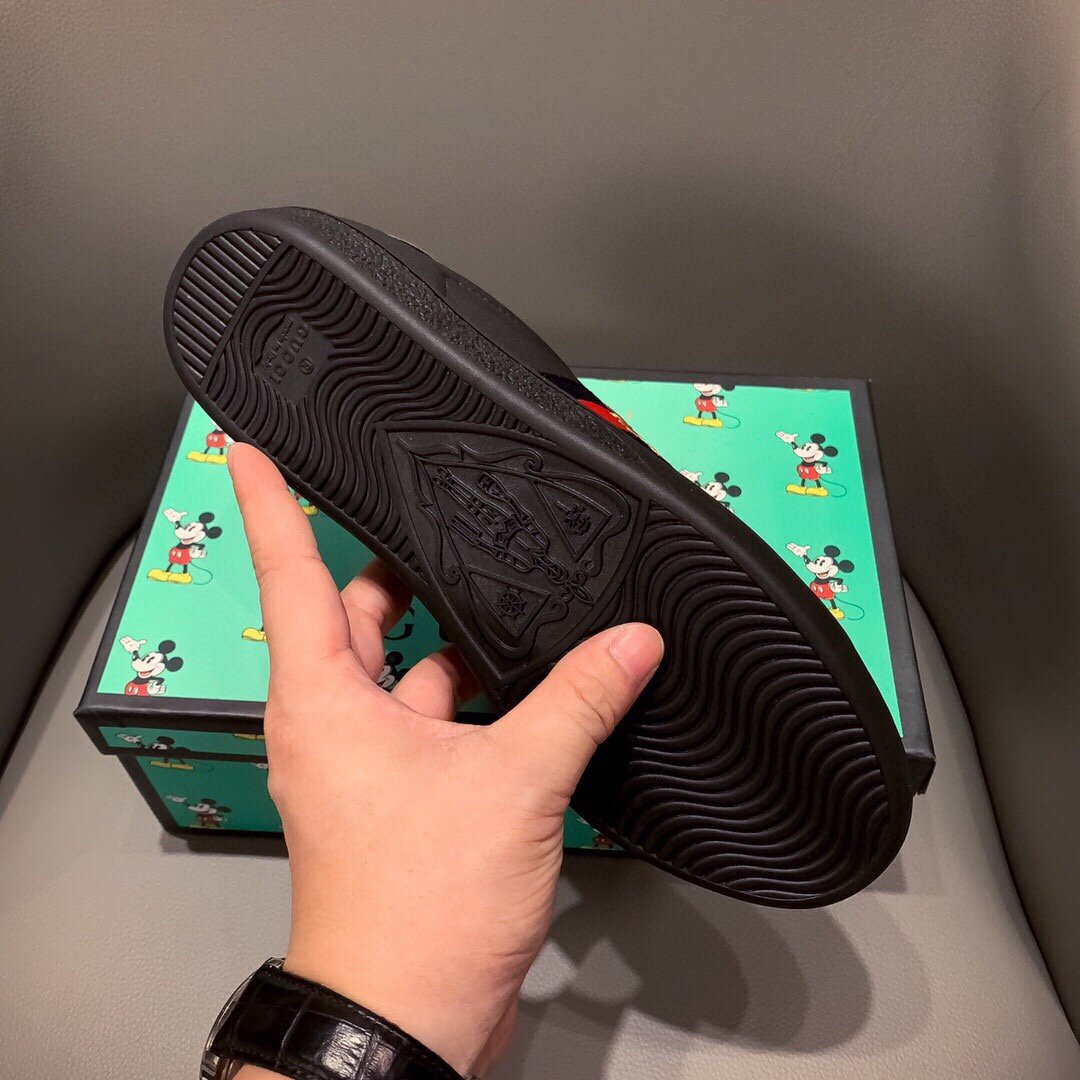 BL-GCI  Ace Embroidered  Bee  SNEAKER 124