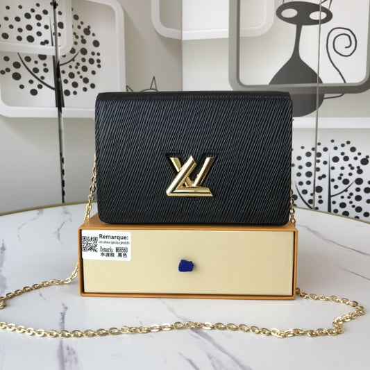 BL - High Quality Wallet LUV 066