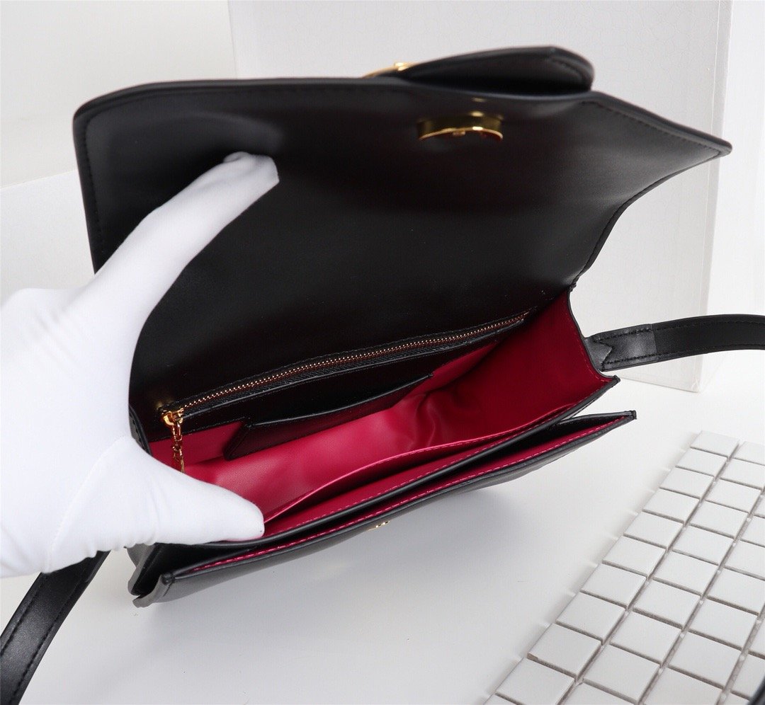 BL - High Quality Bags LUV 445