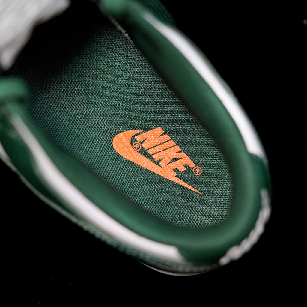 BL - NKE Varsity Green green