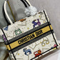 DI Small Book Tote white, For Women, Women’s Handbags 26.5cm/10.5in CD M1265ZRTY_M941