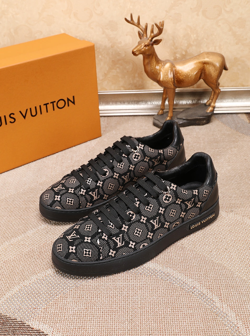 BL - High Quality Luv Sneaker 193
