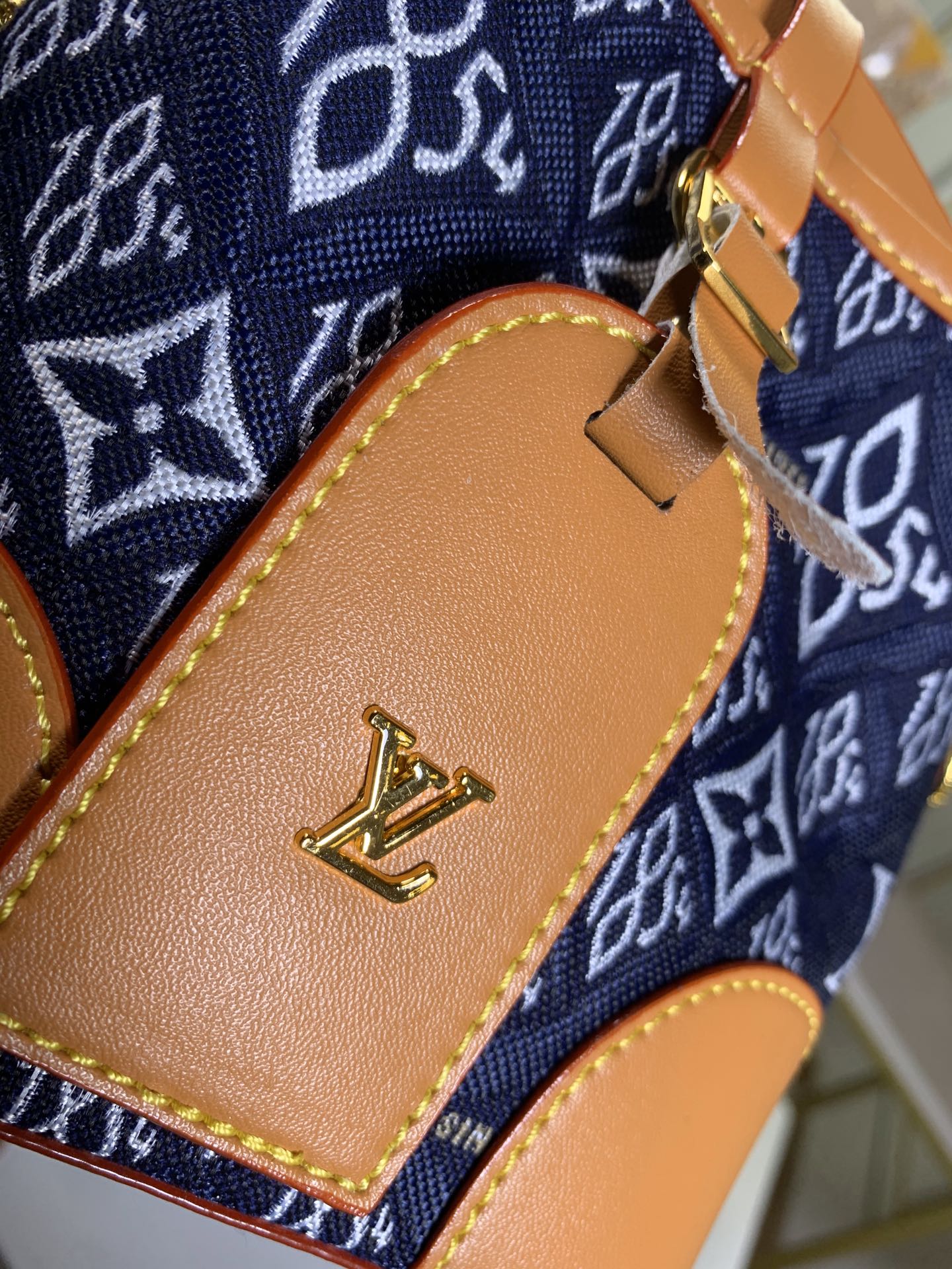 BL - High Quality Bags LUV 099