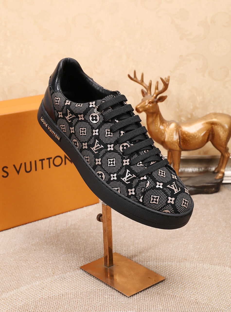 BL - High Quality Luv Sneaker 193