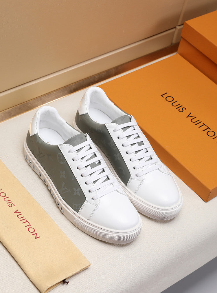 BL - LUV White and Black Sneaker