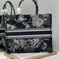 DI Large Book Tote Black And White, For Women, Women’s Handbags 16.5in/42cm CD