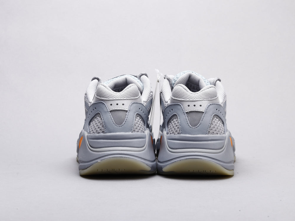 BL - Yzy 700 Inertia 2.0 Sneaker