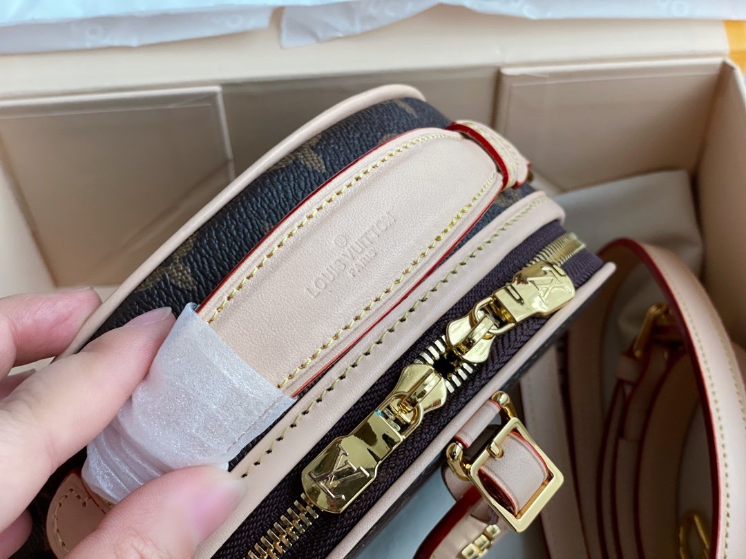 BL - High Quality Bags LUV 074