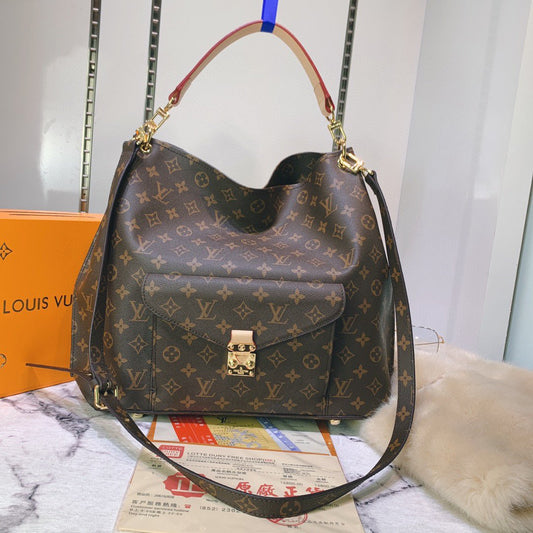BL - High Quality Bags LUV 057