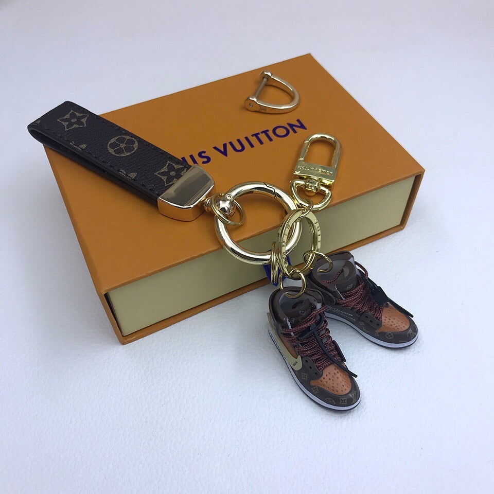 BL - High Quality Keychains LUV 009